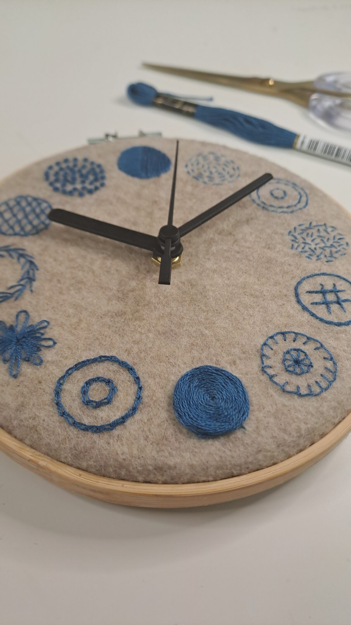 Twelve Stitches Felt Clock Kit - Image 5